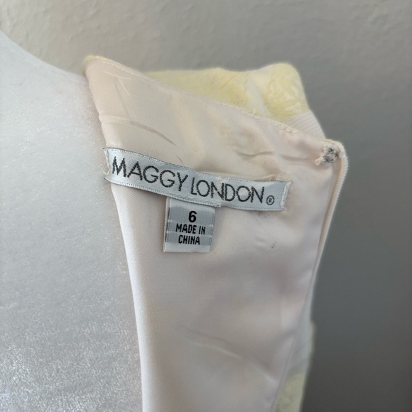 Copy NWT Maggy London Yellow and Cream Sleeveless Midi Dress - Picture 9 of 10